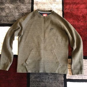 Nike Tech Fleece Crewneck Sweatshirt